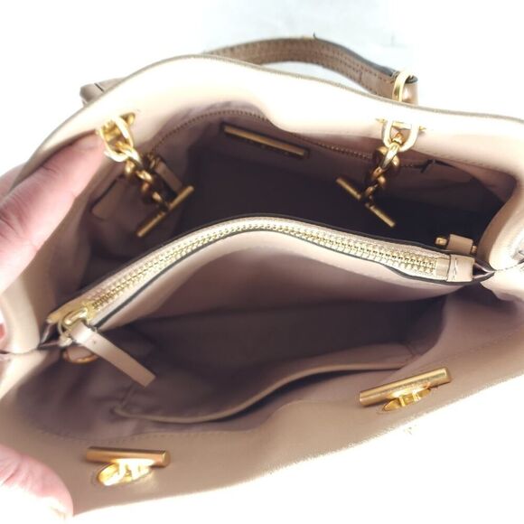 TORY BURCH Light Oak Fleming Diamond Quilted Small Gold Chain Tote Purse Bag - Picture 9 of 16